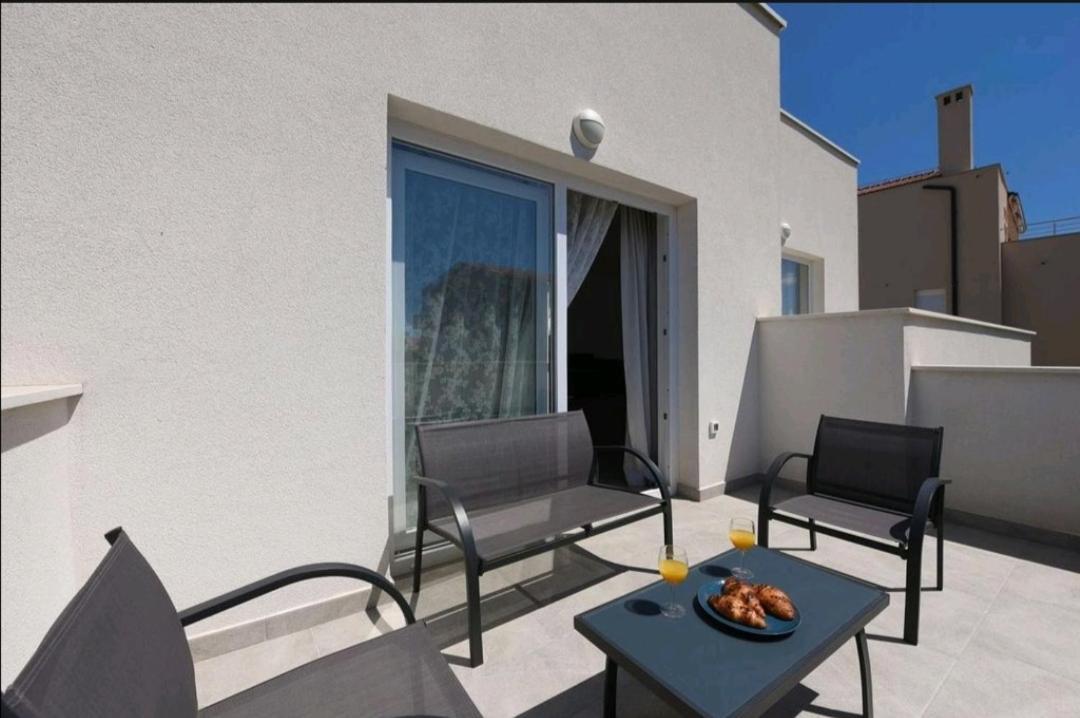 Casa Bianca Apartman Privlaka  Kültér fotó